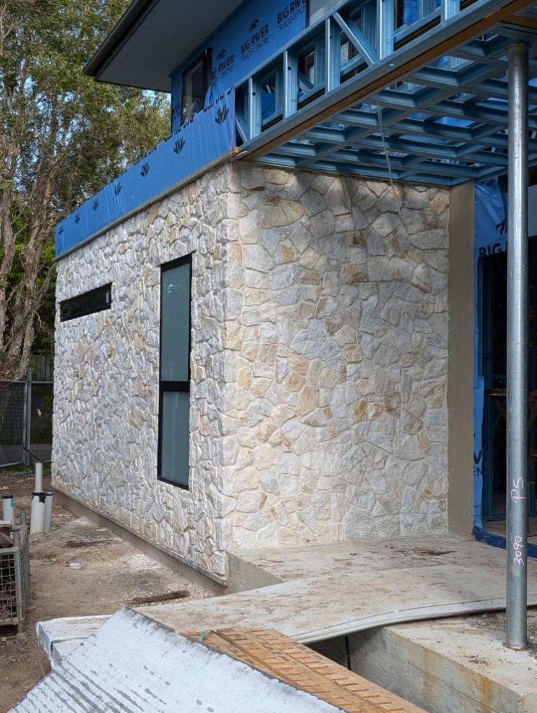 Casuarina Wall Cladding – White Limestone, Loose Random | Stone Design & Co