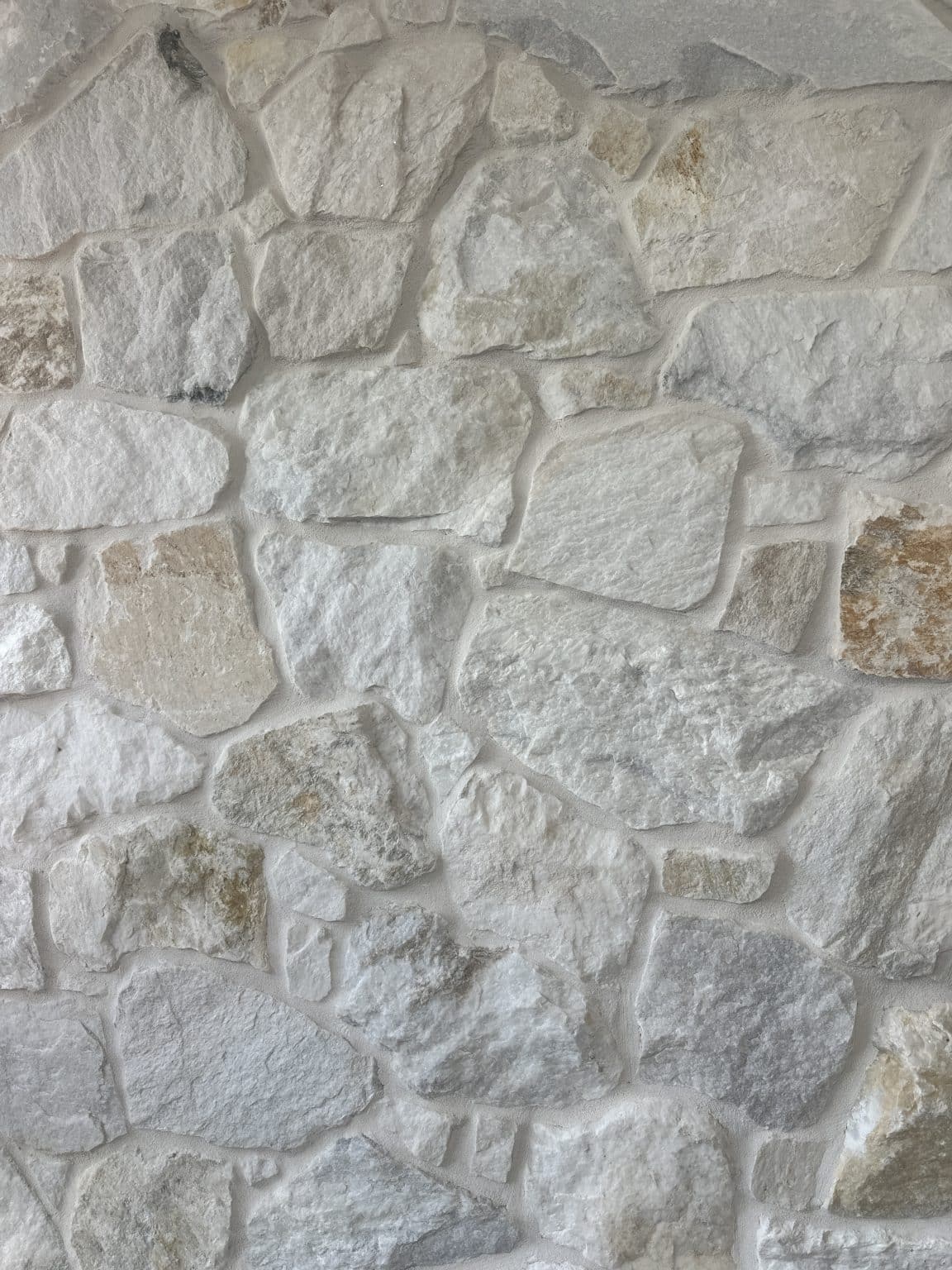Casuarina Wall Cladding – White Limestone, Loose Random | Stone Design & Co