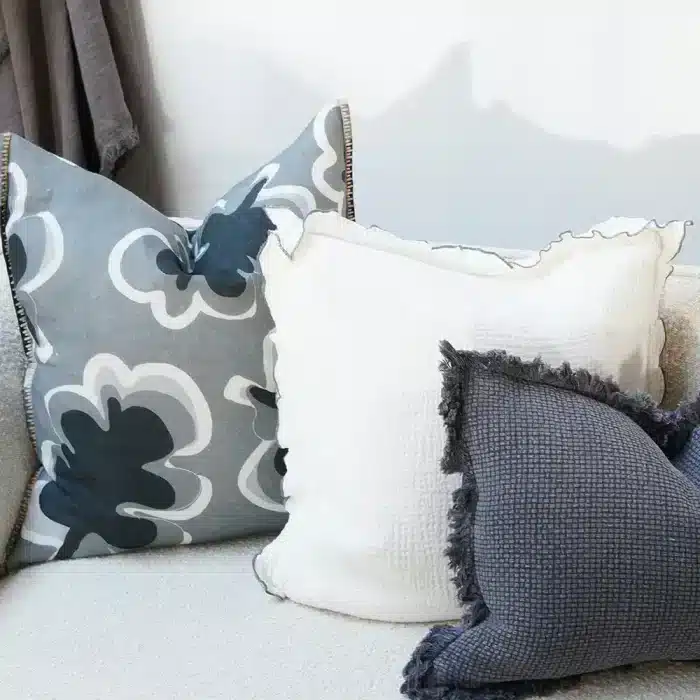 Onda Linen Cushion White