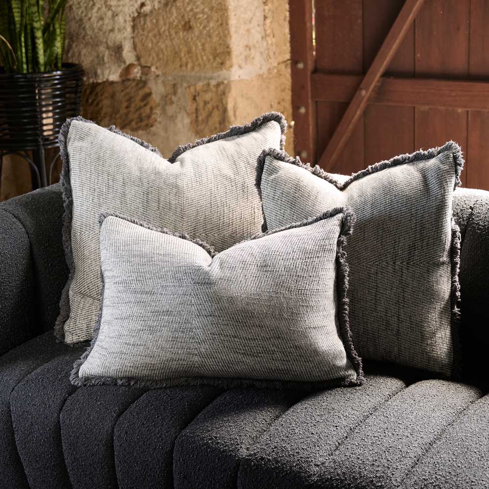 Amay Linen Cushion - Image 5