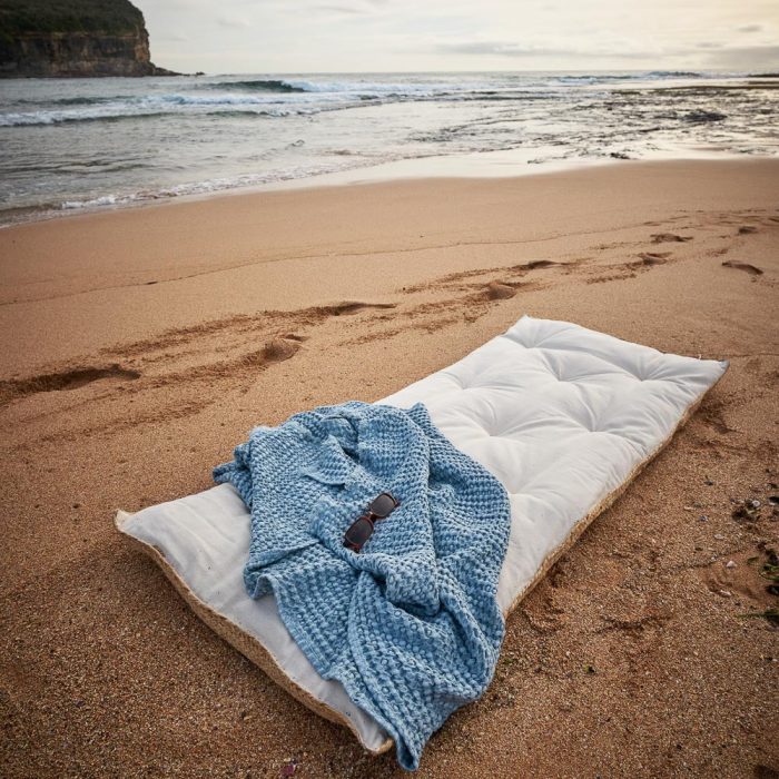 La Plage Beach Mat - Image 4