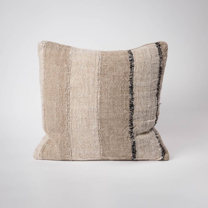 retreat natural, ivory and black cushion
