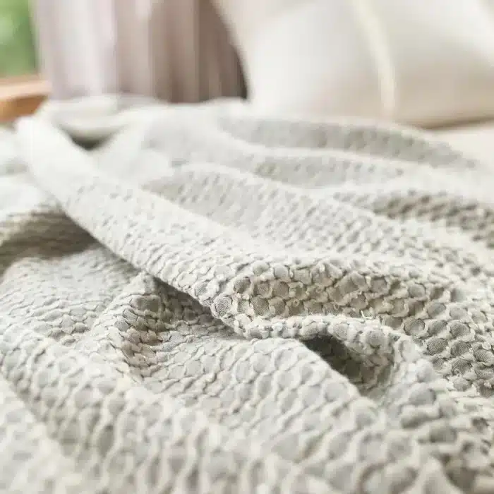 Angler Reversible Throw - Soft Blue/Off White - Image 3