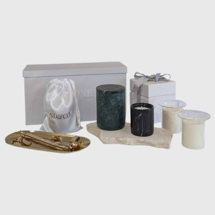 SD&CO Verde Honduras Christmas candle gift set with deep green marble vessel, glass refills and care kit