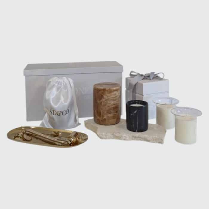 SD&CO Woodland Onyx Christmas candle gift set with brown onyx vessel, glass refills and care kit